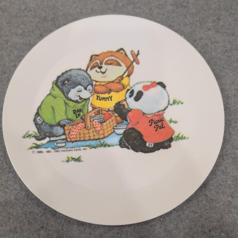 Vintage 1982 Hallmark Cards Melamine Picnic Plate Panda Raccoon Badger Made USA image 1