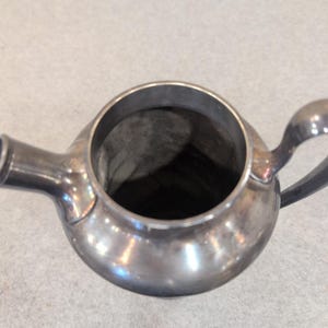 Antique Meriden S. P. Co. Silver Plate Cocktail Shaker 311 Patented 1927 Handle image 5