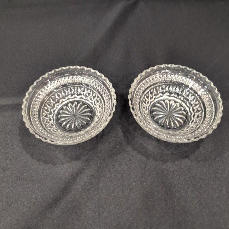 Vintage Clear Pressed Glass Bowls Diamond Point Sunburst Scalloped Rim Set of 2 image 2