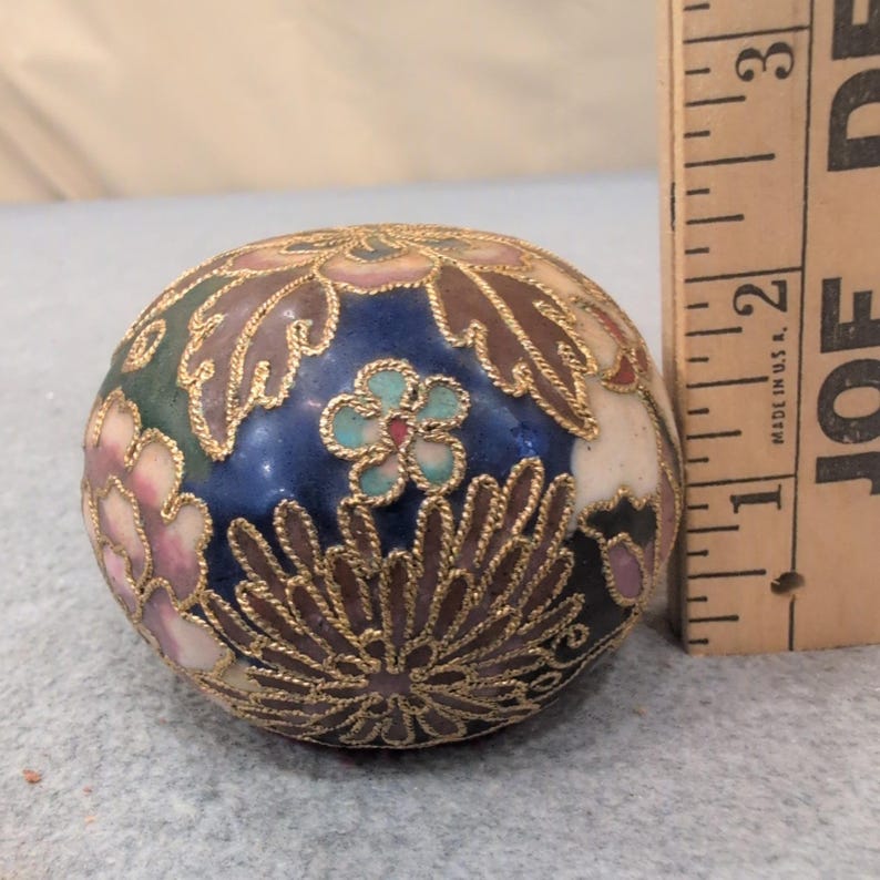 Vintage Floral Cloisonne Enamel Decorative Egg Figurine with Felt Base image 3