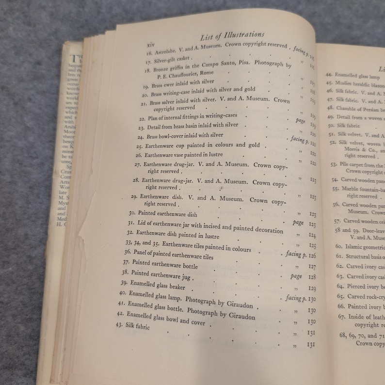 The Legacy of Islam Edited by Sir Thomas Arnold and Alfred Guillaume HC 1931 image 9