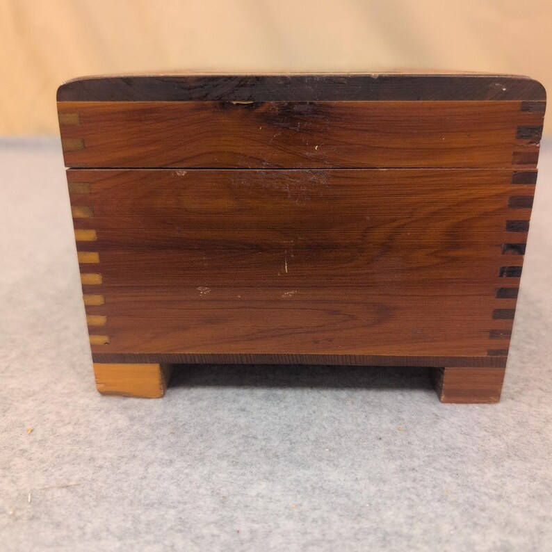 Vintage Cedar Wood Keepsake Chest Cottage Landscape Mirror Jewelry Box Latch image 6