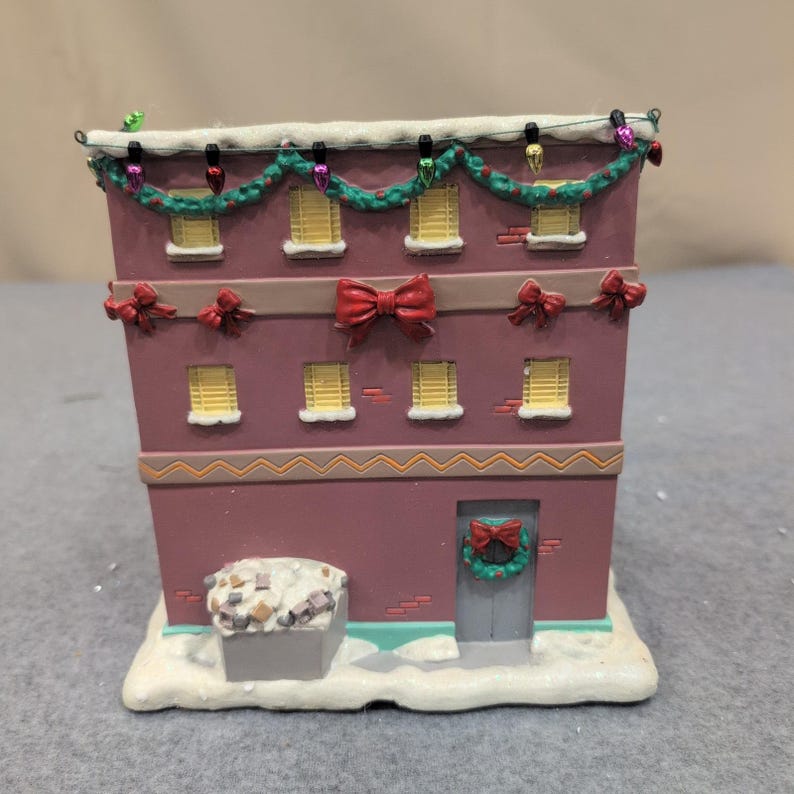 Hawthorne Village The Simpsons Aztec Movie House Christmas Village 2004 A1069 image 4