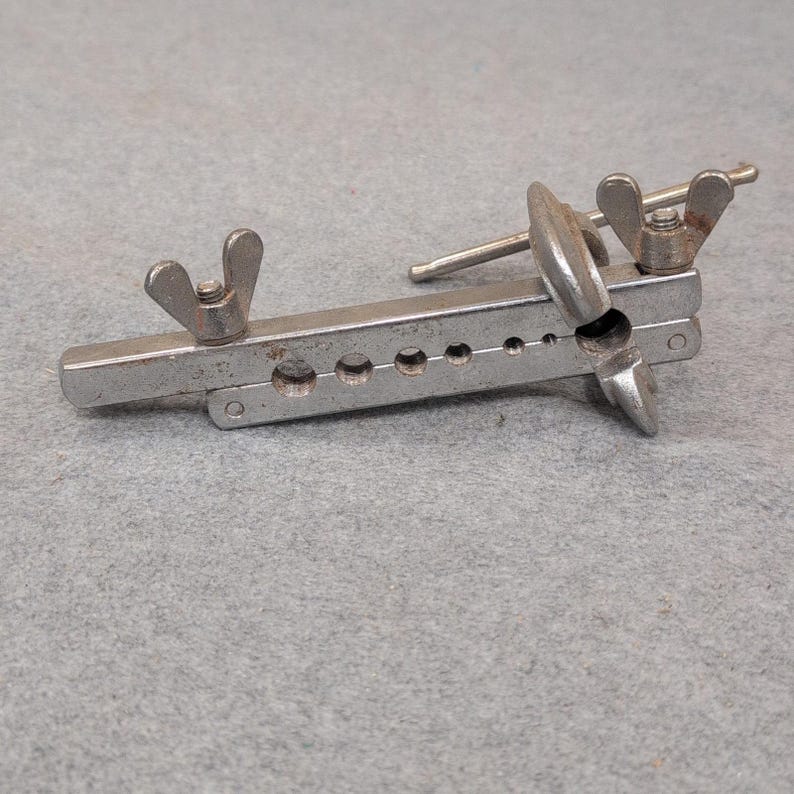Vintage Manual Tubing Flaring Tool for Copper Brass Aluminum Pipe Repair image 5
