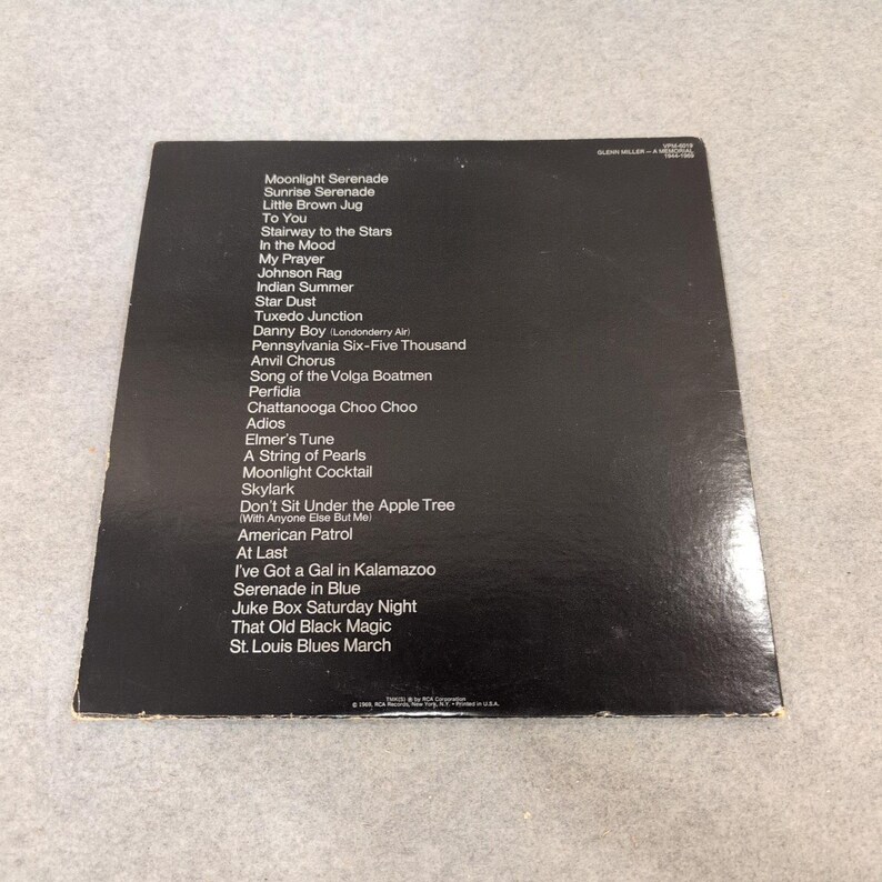 Glenn Miller A Memorial 1944-1969 RCA Victor VPM-6019 2LP Vinyl Mono Compilation image 3