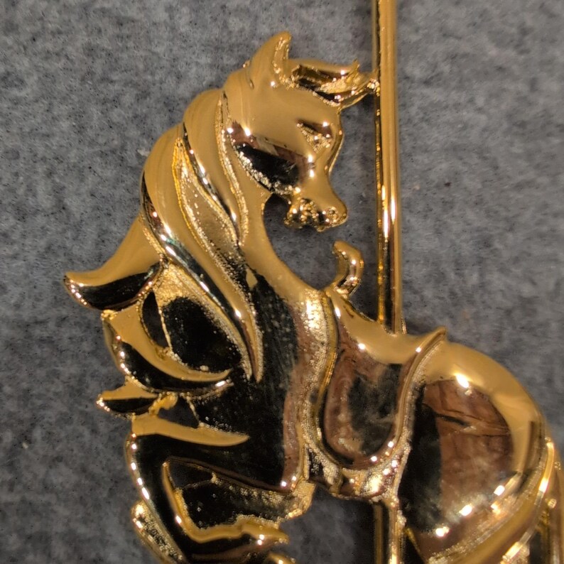 Wallace Silversmiths Carousel Horse kerstornament 24-karaats gouden afwerking afbeelding 3