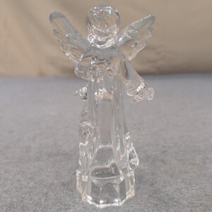 Mikasa Bleikristall Herald Collection Angelic Harmony Engel mit Reh Figur Bild 3
