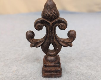 Vintage Cast Iron Fleur De Lis Acorn Fence Post Finial Gate Topper Rustic Brown