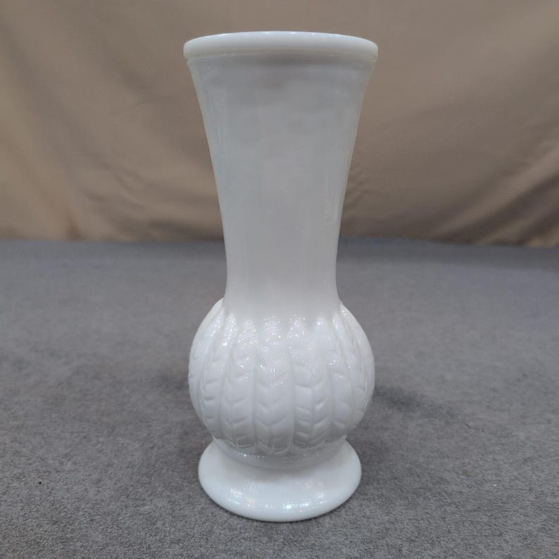 Vaso in vetro bianco latte Randall con motivo a grano testurizzato, decorazione per la casa vintage immagine 1