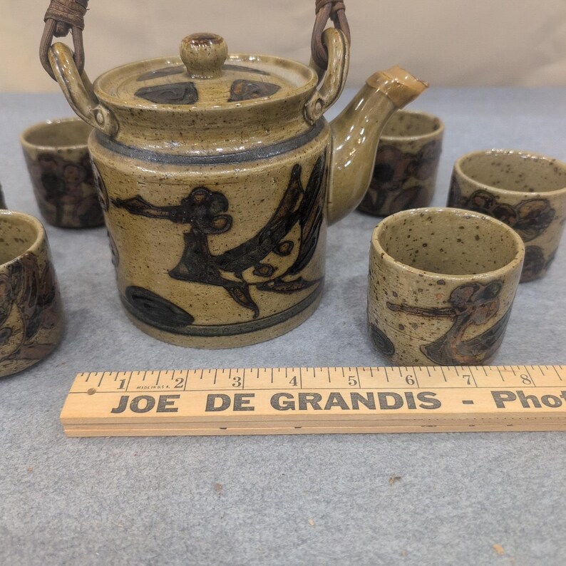 Servizio da tè vintage in ceramica dipinta a mano, teiera per 6 tazze, motivo uccelli, fiori, macchie, color beige immagine 13