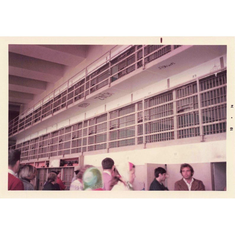 Vintage 1974 Alcatraz Prison Cellblock Zorro Graffiti Tourists Photo 3.5x5 image 1