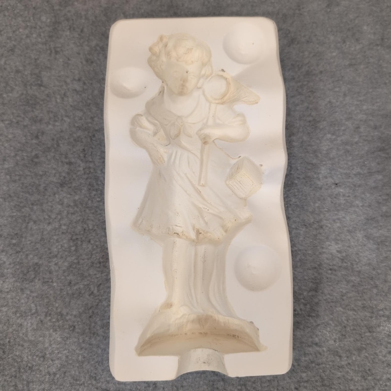 YOZIE HOBBYCAST NO 32 Mold Casting Girl with Butterfly Net and Bird image 1
