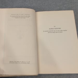 Tan poco tiempo. Una novela de John P. Marquand, libro de tapa dura vintage de 1943. imagen 5