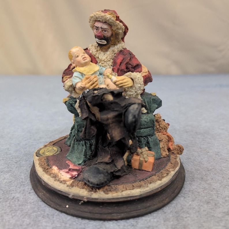Imágenes de la figura de Papá Noel payaso de la colección Emmett 1994 Flambro Emmett Kelly Jr imagen 1