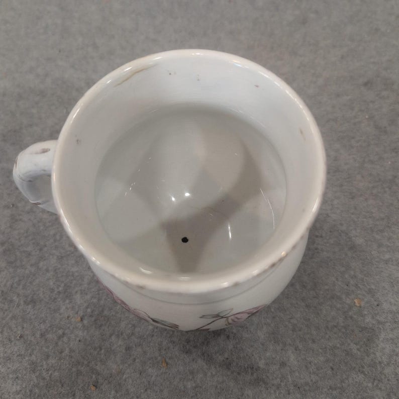 Taza de afeitar antigua Tacoma M/T de loza con borde dorado y estampado floral rosa imagen 3