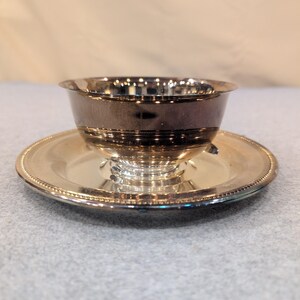 Oneida Silverplate Sherbet Tasse und Unterteller Set Perlenrand USA Vintage Bild 4