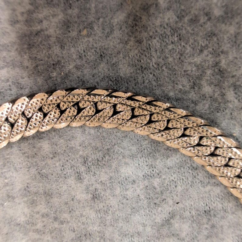 Vintage Silver Tone Textured Herringbone Flat Chain Necklace Korea J4 image 2