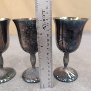 International Silver Co Silverplate Wine Goblets Set of 4 Fluted Base Patina image 3