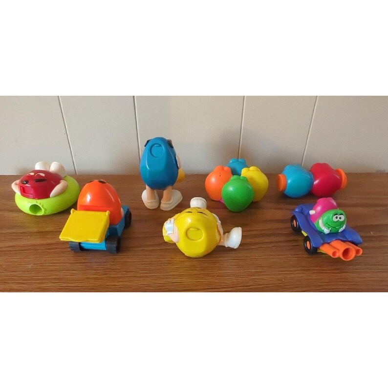 Veel van 7 Burger King M & M vintage speelgoed 1991 1997, dispensers naar achteren te trekken afbeelding 5