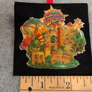 Universal Studios Islands of Adventure Grand Opening 1999 Vintage Lapel Pin image 2