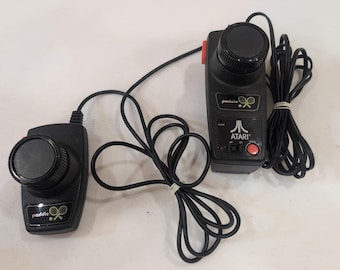 Atari Paddle Controllers Set up Vintage Game System Tested & Working Pair 2004