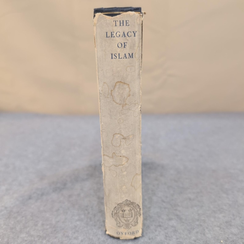 The Legacy of Islam Edited by Sir Thomas Arnold and Alfred Guillaume HC 1931 image 2