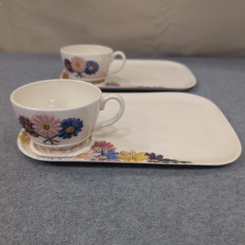 Vintage Aurillia Hand Painted Floral Ceramic Snack Set Cup and Tray 4pc VG image 1