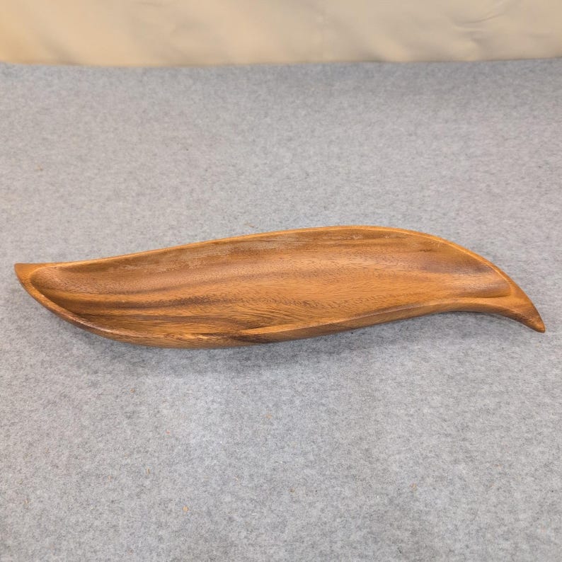 Philcraft Monkey Pod Wood Leaf Tray Hand Carved Philippines Brown image 1
