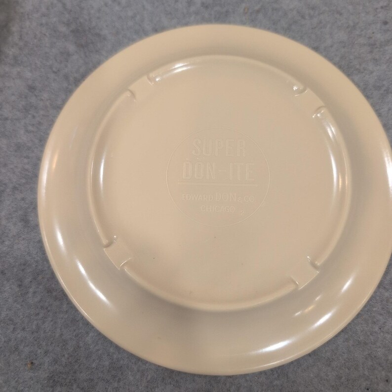 Vintage Super Don-Ite Edward Don & Co Chicago Tan Plates Set of 6 Melamine image 4