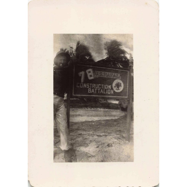 1940s Vintage US Navy Baubataillon Fotografie 9 x 6 cm Bild 1