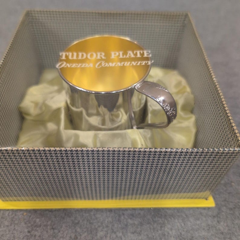 Oneida Community Tudor Plate Vintage Baby Cup Silver Plated Gold Wash Interior image 2