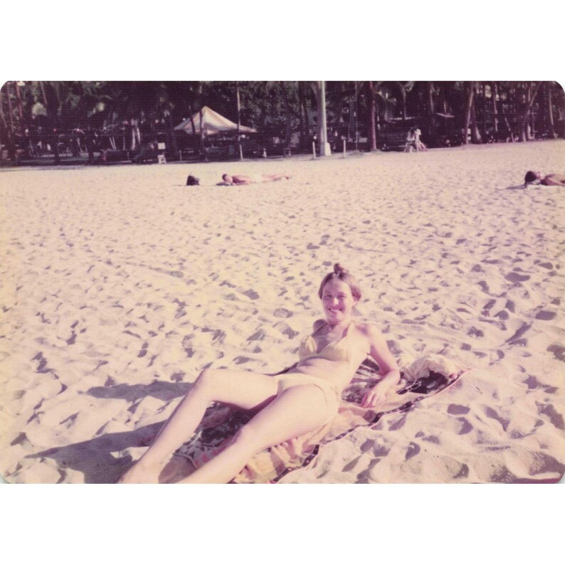 Vintage 1970s Waikiki Beach Hawaii Women in Swimsuits Photo Lot of 4 image 2