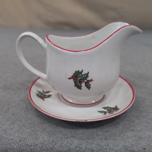 Cuthbertson American Christmas Tree Gravy Boat and Underplate Saucer Set White image 2