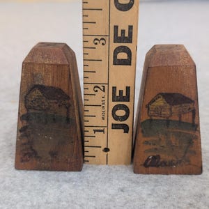 Vintage Hand Painted Wooden Cabin Salt and Pepper Shakers Rustic Folk Art Set image 8