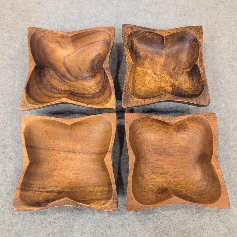 Vintage Acacia Wood Clover Snack Bowls Set of 4 Made in Philippines MCM image 1