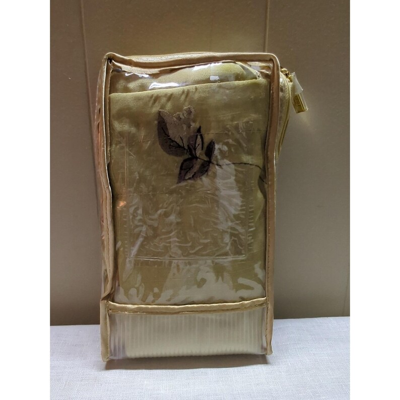 Springmaid Luxury Valance - Garden Embroidery 50" × 18" Knife Pleat Edge NOS image 2