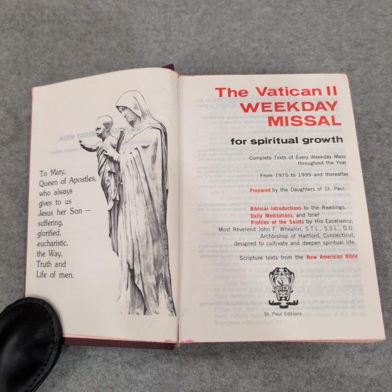 The Vatican II Weekday Missal St Paul Editions 1975 Hardcover Catholic Prayer image 4