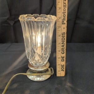 Vintage Electric Hurricane Accent Lamp Clear Cut Glass Silver Base image 6