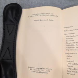 J P Cushion English China Collecting for Amateurs Book 1971 Signed by Author image 12