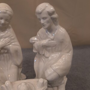 White Glazed Ceramic Nativity Set 3 Piece Holy Family Mary Joseph Baby Jesus image 4