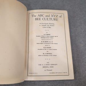 ABC and XYZ of Bee Culture A.I. Root 1947 Edition Hardcover Beekeeping Book image 6