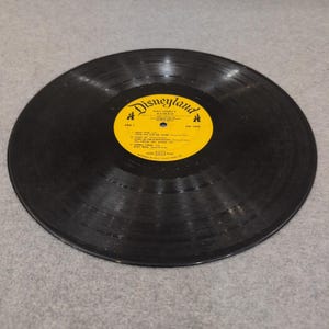 Walt Disney Dumbo Original Motion Picture Soundtrack Vinyl LP Disneyland DQ 1204 image 3