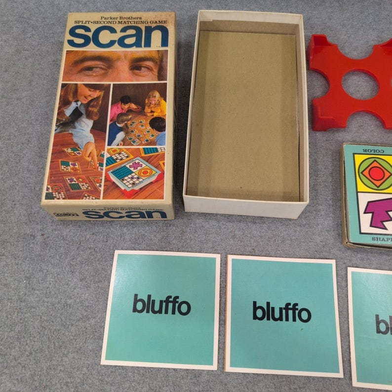Vintage 1970 Parker Brothers Scan Split-Second Matching Game Retro Board Game image 2