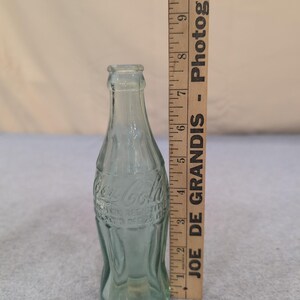 Botella de vidrio vintage de Coca-Cola de Navidad de 1923, patente Monroe LA Georgia Green imagen 5