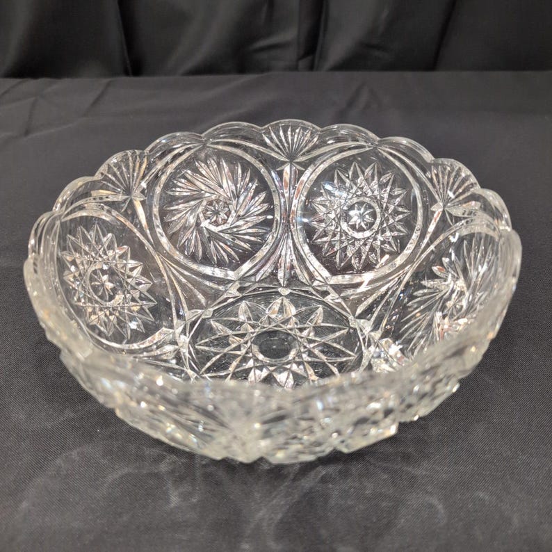 Servierschale im Vintage-Stil aus geschliffenem Glas, mit sternförmigem, geschwungenem Rand, klarem Kristallglas Bild 2