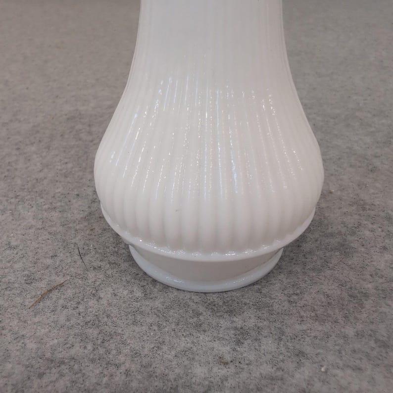 Vintage White Milk Glass Ribbed Bud Vase with Ruffled Rim image 3