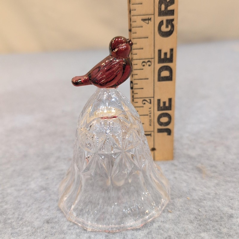 Amaris by Nachtmann Kryształowy dzwonek obiadowy Ruby Red Bird Topper Niemcy Szkło zdjęcie 6