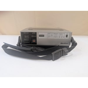 Quasar VP5430WQ ポータブル VCR ビデオ カセット レコーダー プレーヤー ビンテージ レア モデル! 画像 1