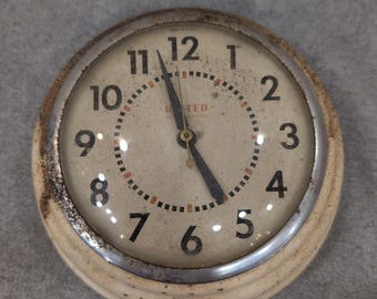 Vintage United Clock Corp Model 46 elektrische wandklok Brooklyn NY Made in USA
