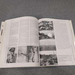 World War II A Visual Encyclopedia Hardcover Book Thunder Bay Press 1999 image 7